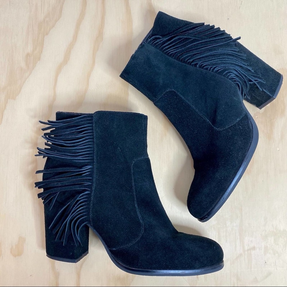 Via Spiga black suede fringe heeled bootie 9.5